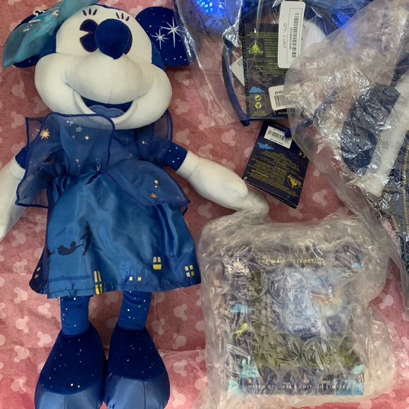 MMMA loungefly PeterPan bundle - Picture 12 of 13